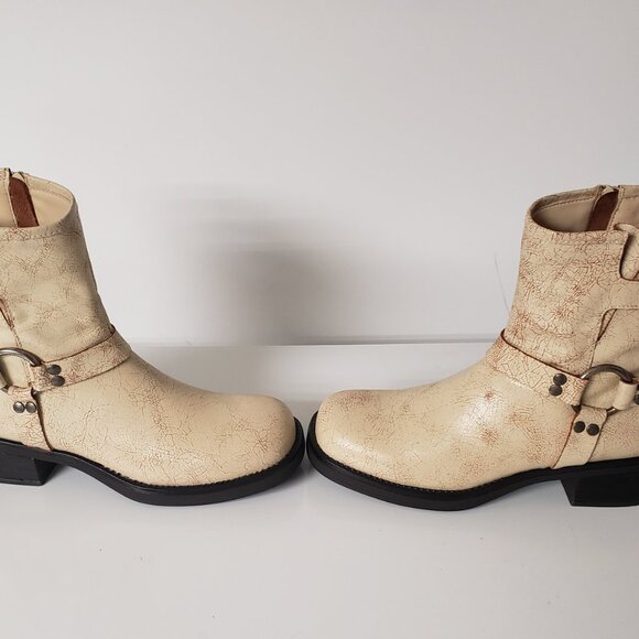 LIKE NEW Steve Madden Brixton moto boots size 10 - Picture 4 of 7